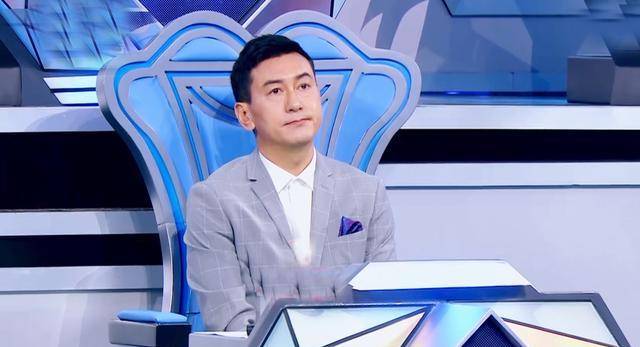 主持人大赛鲁健打分引争议,给张舒越99分给龚凡93.