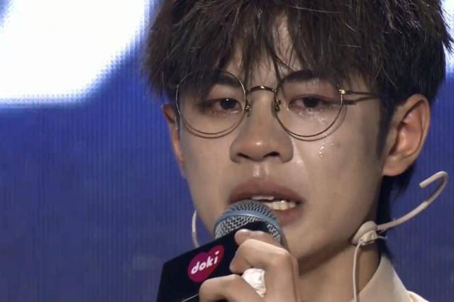 创造营王晨艺成资本牺牲品,粉丝要节目组解释,素人不配有梦想?