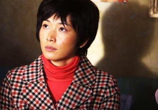 女星村姑造型,有的土到掉渣,原来女明星也是普通人_穿着_巩俐_衣服