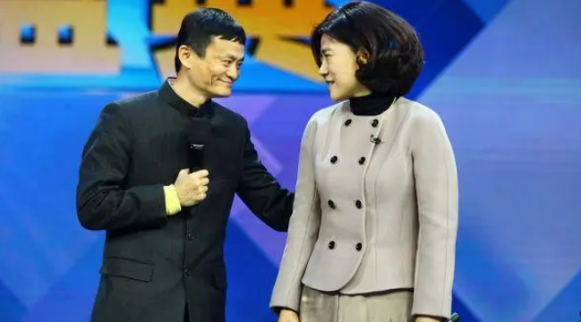 马云问董明珠:"我这样的男人,你看得上吗?