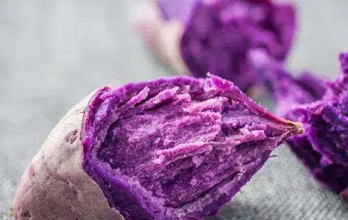 红薯与紫薯，除了颜色究竟有啥“区别”，怎么做才好吃？