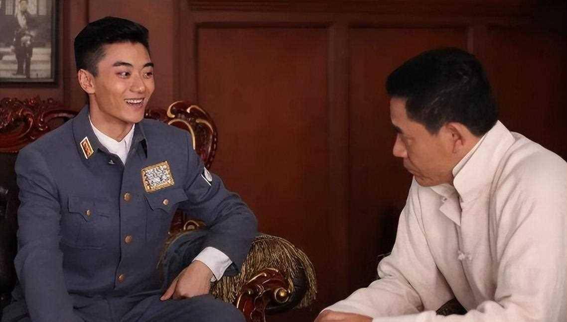 12年,"捧不红"的陈月末,如今给爸爸陈宝国狠狠争口气_梦想_故事_父亲