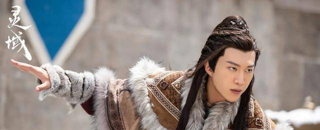 《灵域》被雷到,范丞丞干瞪眼演技尴尬,开年烂片预定_观众_程潇_宣传