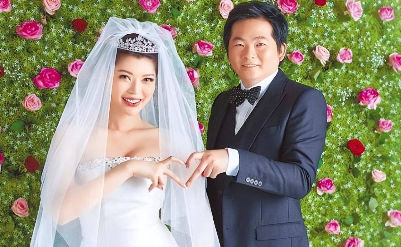 她是台电眼名模,傻人有傻福嫁大15岁富豪,1继女1子人生圆满_殷琦_张世