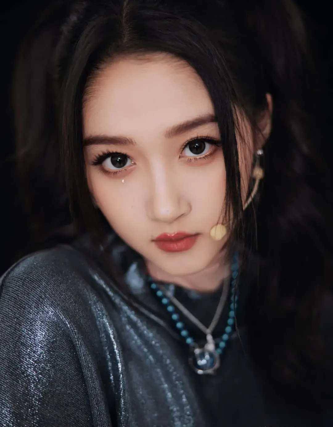 娱乐快讯二十条:王一博杨紫成毅肖战张艺兴胡歌张杰白鹿张颂文等_表演