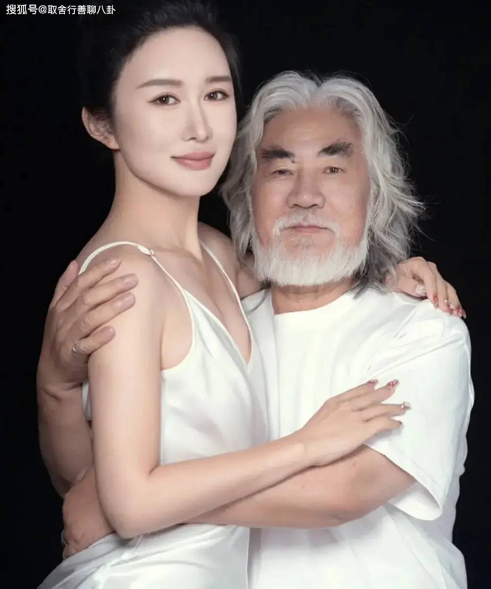 张纪中霸气表白杜星霖:遇见她,如春水映梨花,眼神宠溺十分恩爱_电视剧