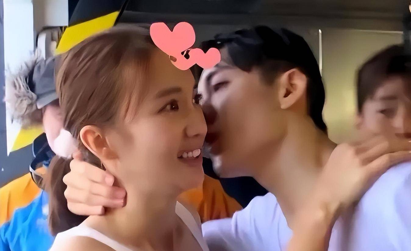 金晨与胡夏:娱乐圈新恋情的曝光,三代"集邮女星"的不同选择_生活_海后