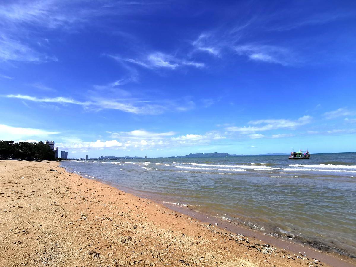 两个人去北海银滩报团4日游路线,情侣去北海银滩旅游四天多少费用