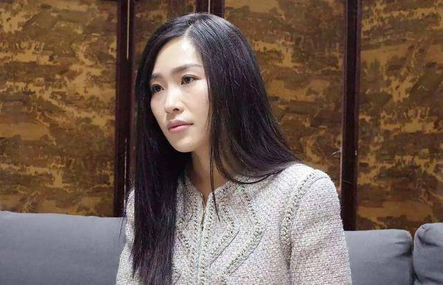 张末首次和父亲联手执导的电影即将上映_张艺谋_女儿_肖华