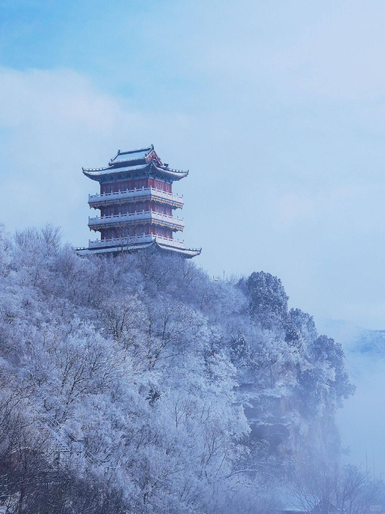 龙潭沟3. 张衡墓4. 内乡县的白河湿地5. 南阳汉画馆--商丘市:1.