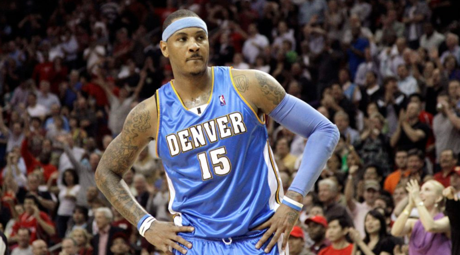 不过最惨的还是甜瓜安东尼,早在约基奇加盟掘金披上15号球衣时,就有