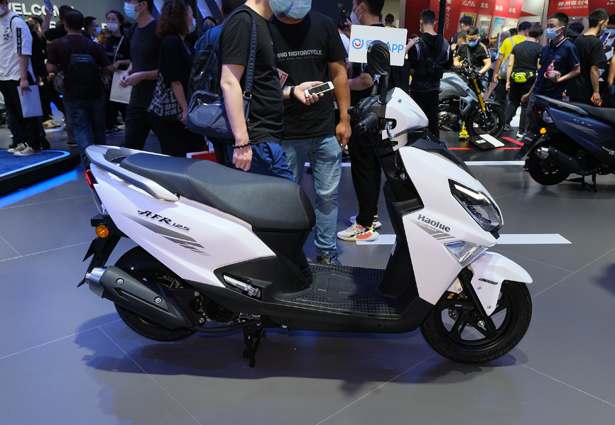 目前最适合城市代步的五款轻便摩托车,预算在1万-3万的可以看看
