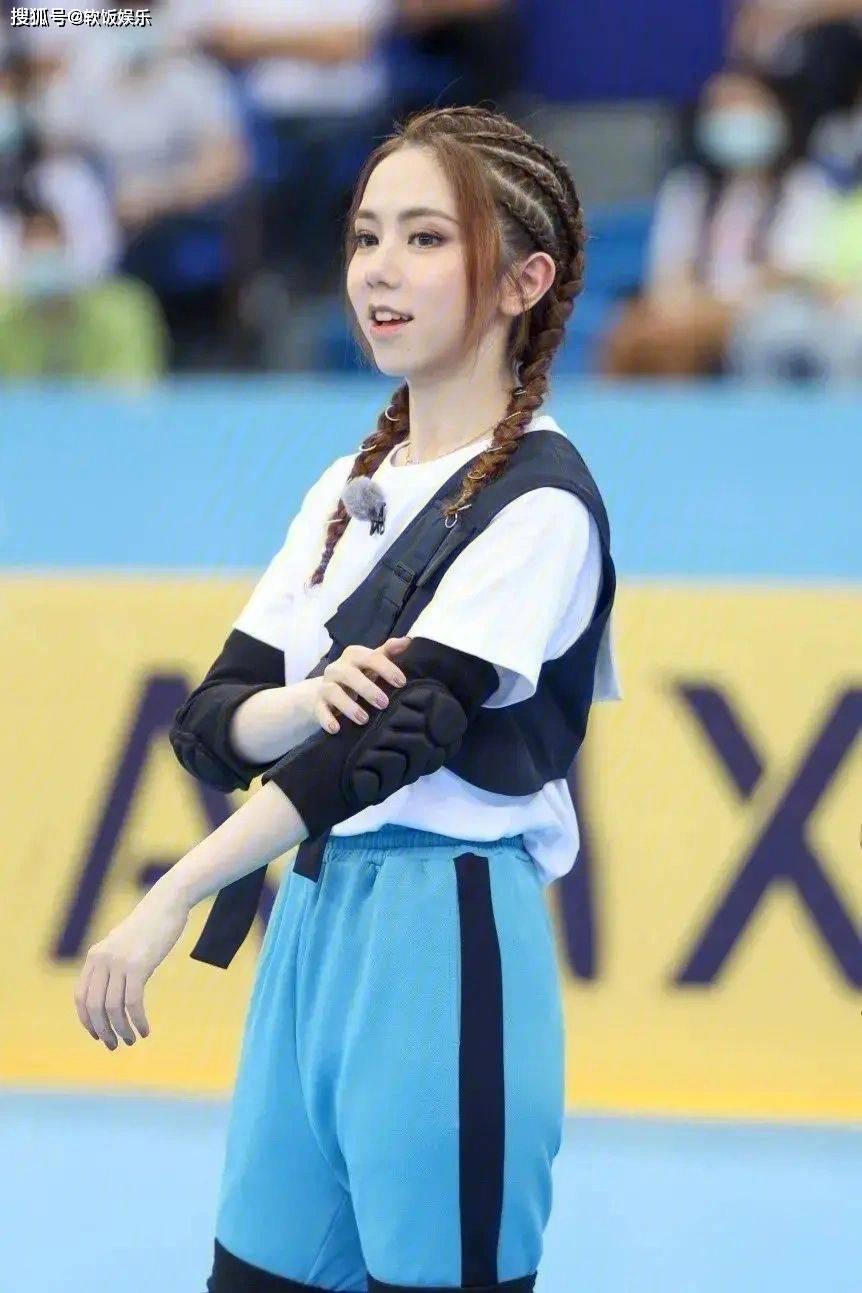 33岁邓紫棋遭遇职业困境!