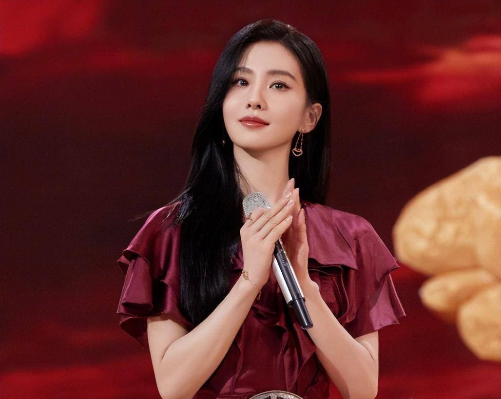 85花格局大变,唐嫣《繁花》赢了,赵丽颖,杨幂再爆发,她好可惜_刘诗诗