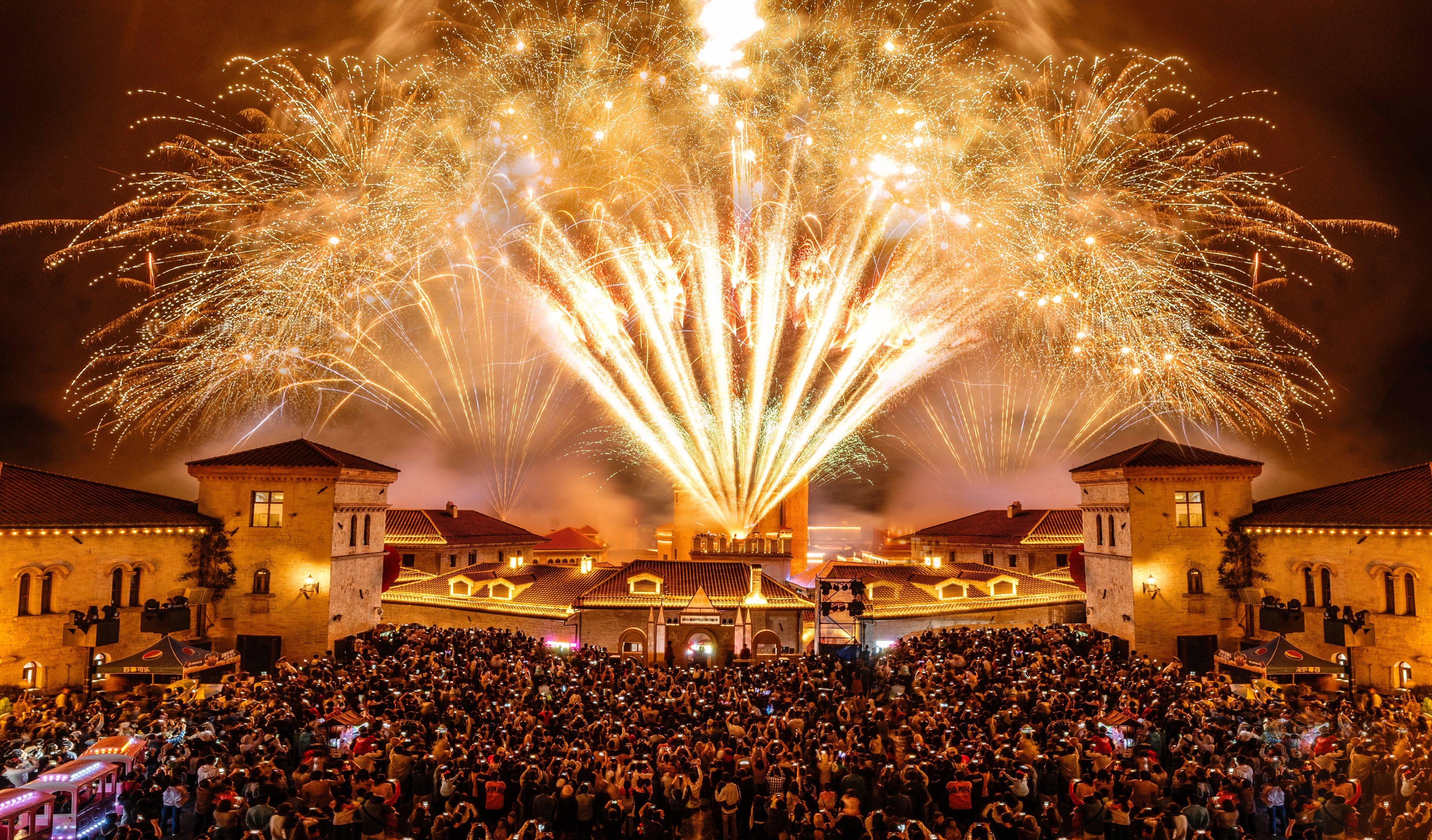 长沙华谊小镇地铁哪站下 附近餐厅,好玩的推荐_旅游_大王_湘江