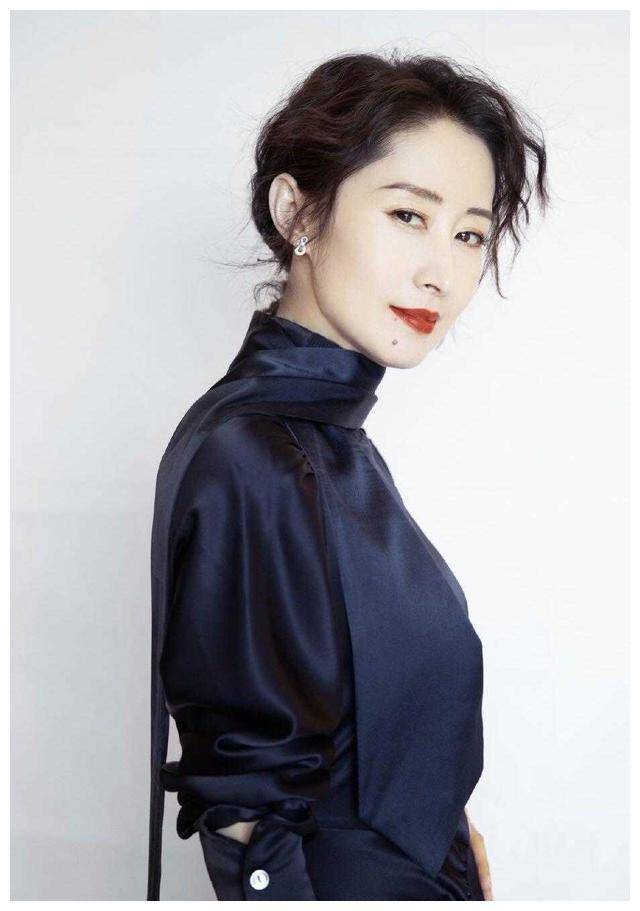 "中年叛逆"刘敏涛:一根冰激凌导致离婚,单身9年仍向往爱情_生活_婚姻