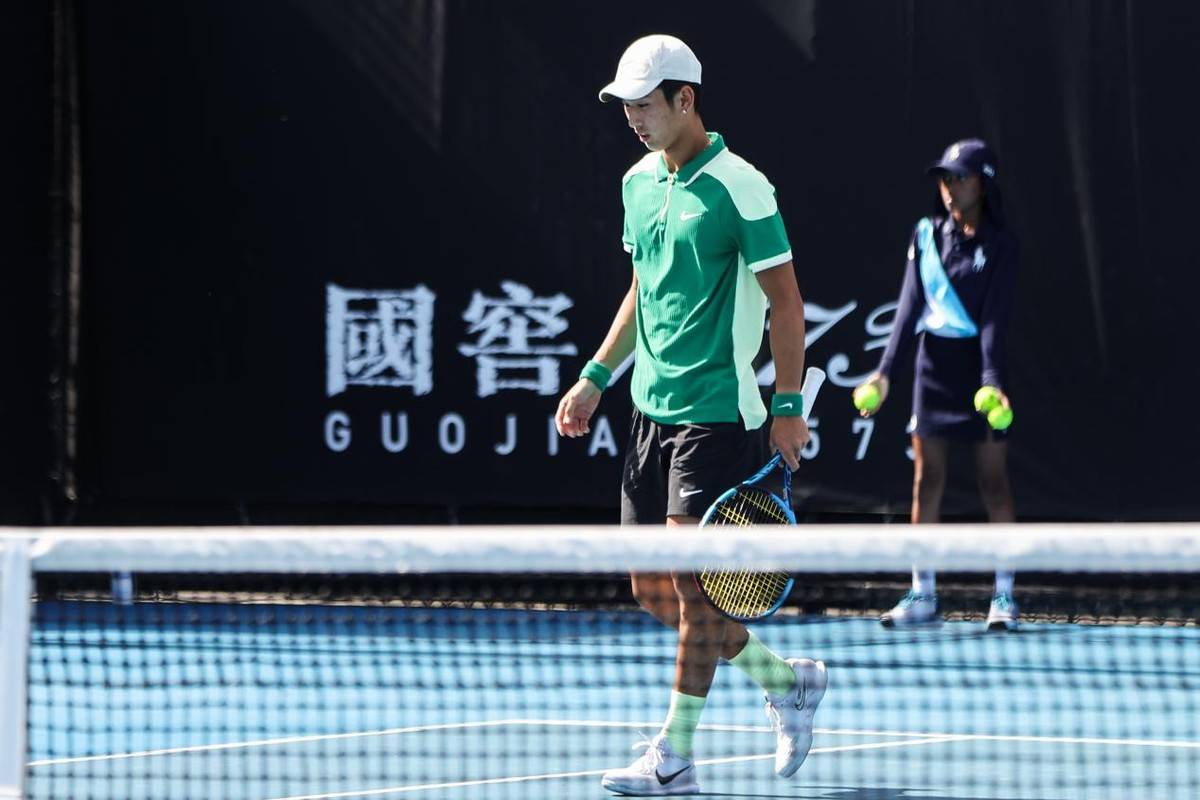 创纪录！中国男网大突破，18岁小将打进澳网32强，成历史第一人