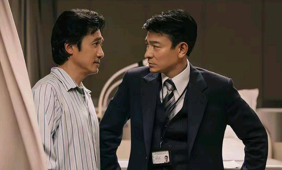 截止目前,刘德华,梁朝伟主演的金手指》拿到了4.