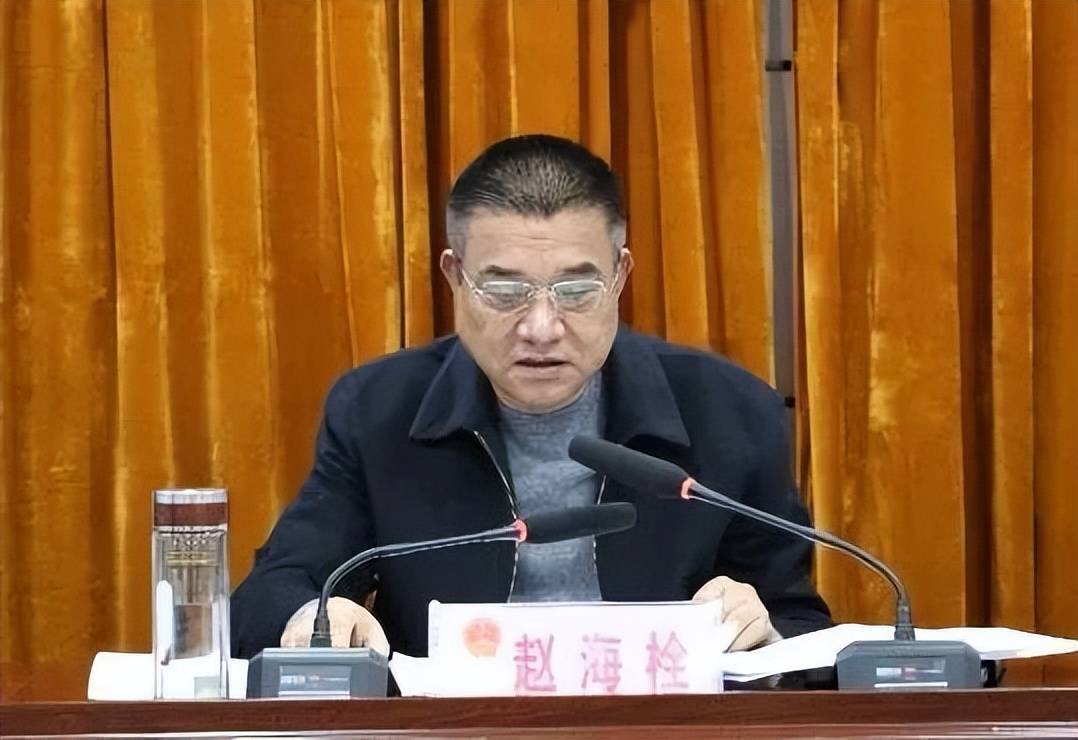 县人大常委会主任赵海栓要求,人大代表补选是一项政治性,政策性,法律