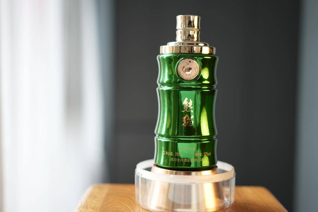 一股酒香品味十里洋场的光影切片_上海_四川全兴_熊猫