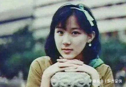 "容嬷嬷"年轻时的样貌,比赵薇和杨幂还要美_李明启_人物_演技