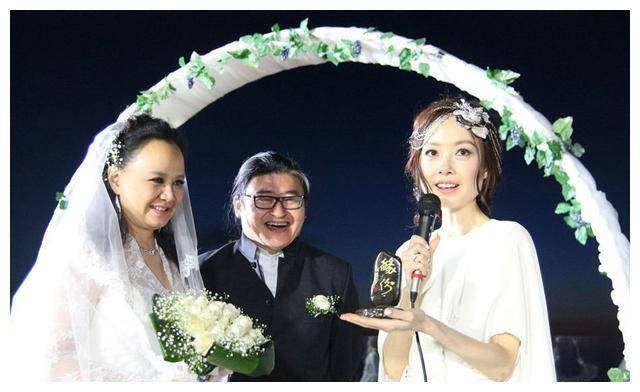 刘欢被病痛折磨13年,妻子不离不弃,女儿婚事成心病,如今过得如何?