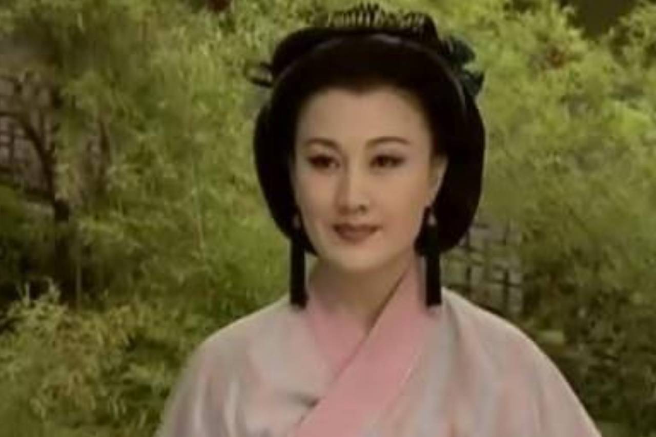 笑傲：宁折不弯的华山派女侠宁中则之死_丈夫_五岳_左冷禅