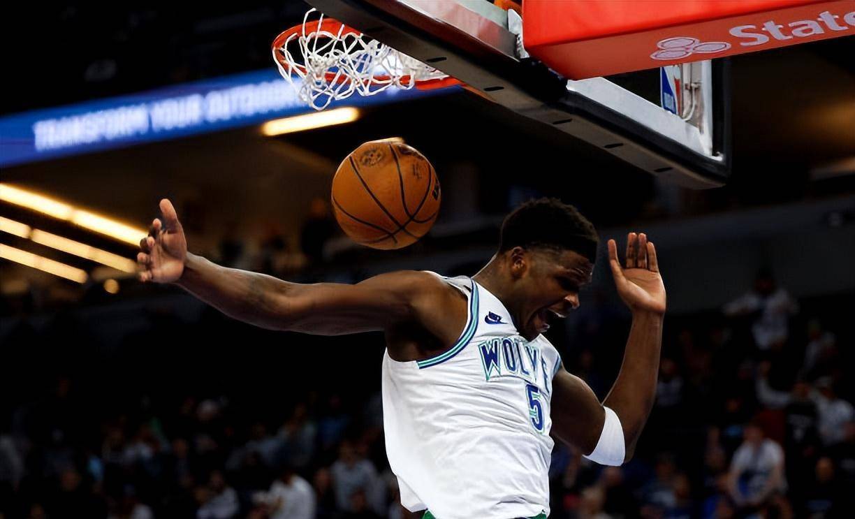 这就是你能拿5年2亿顶薪合同的原因_戈贝尔_防守_赛季