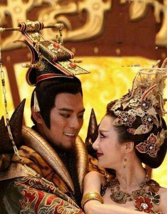 苏妲己就寝前有一个习惯,深得纣王喜欢,现在的女孩都不敢效仿_女娲