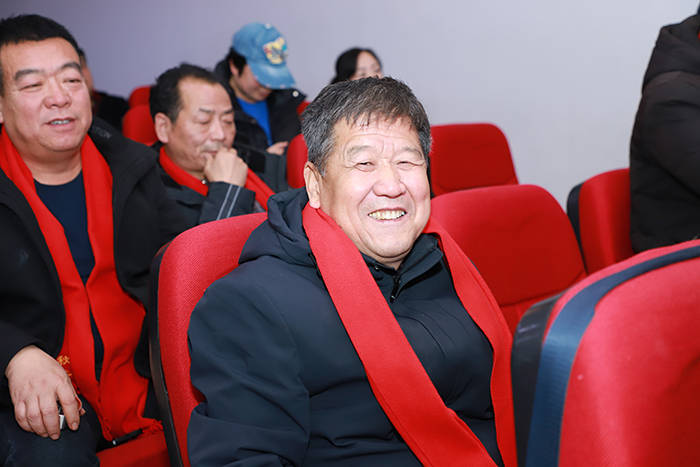 画家齐继民活动最后,长安春秋书院院长冯华民和企迪网创始人罗权宣布"