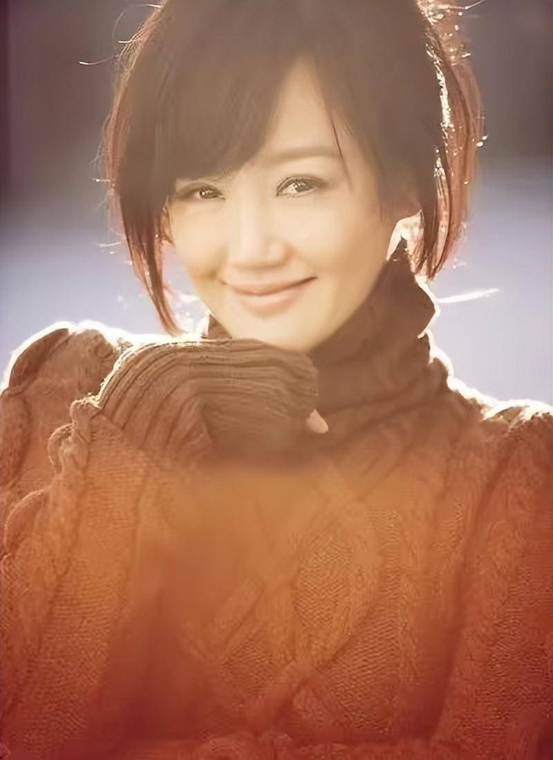 薛佳凝,45岁,仍然散发着少女魅力!亲切感满满!_演艺事业_角色_认可