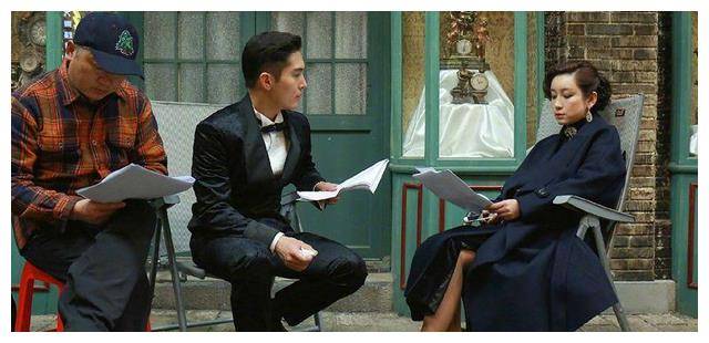 却硬演年代剧"第一美男",章子怡当年的话,全说对了_观众们_盛一伦