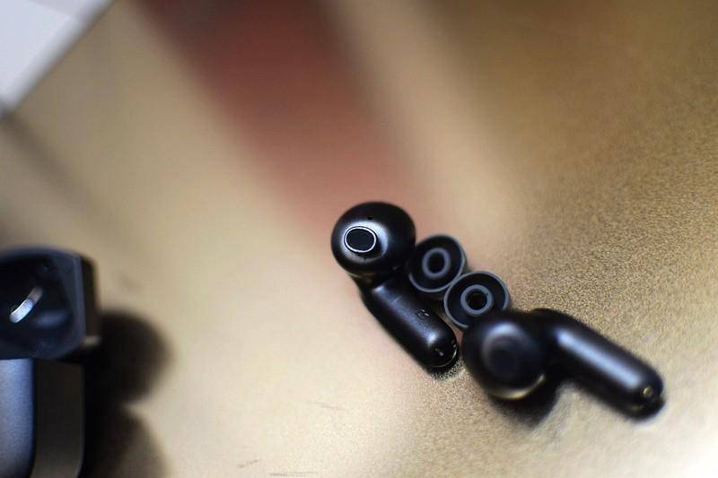 简化电路用更大的振膜单元 提升更好的音质 HIFIMAN TWS888