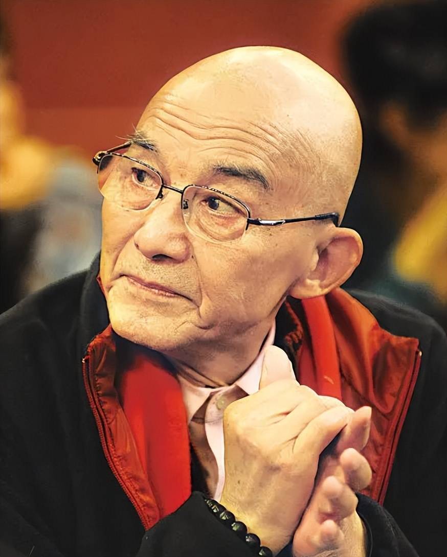 游本昌低调回应演技封神,拍摄《繁华》再度翻红,成为顶流_角色_积极