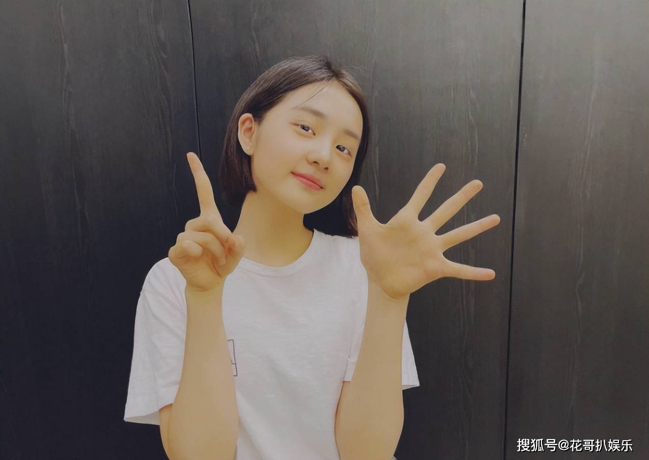 黄多多被曝与王一博搭档,即将出演电影《人鱼》,正式进军娱乐圈