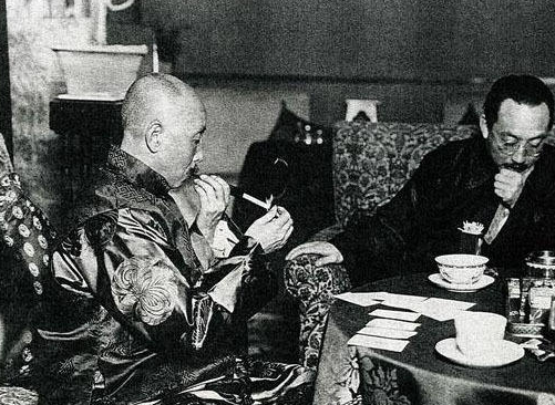 张学良将张作霖遗体留给日本人,日本人对遗体做了这件事_张景惠_棺木