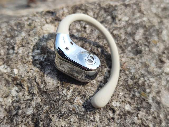 西圣Air开放式耳机:舒适聆听新纪元