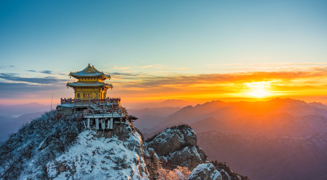 老君山风景区雪景图片