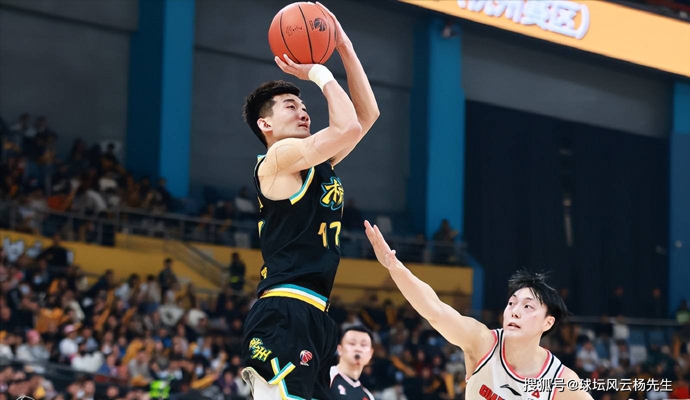 浙江广厦105-91战胜广东男篮,跃升至第三位_比赛_胡金秋_周琦