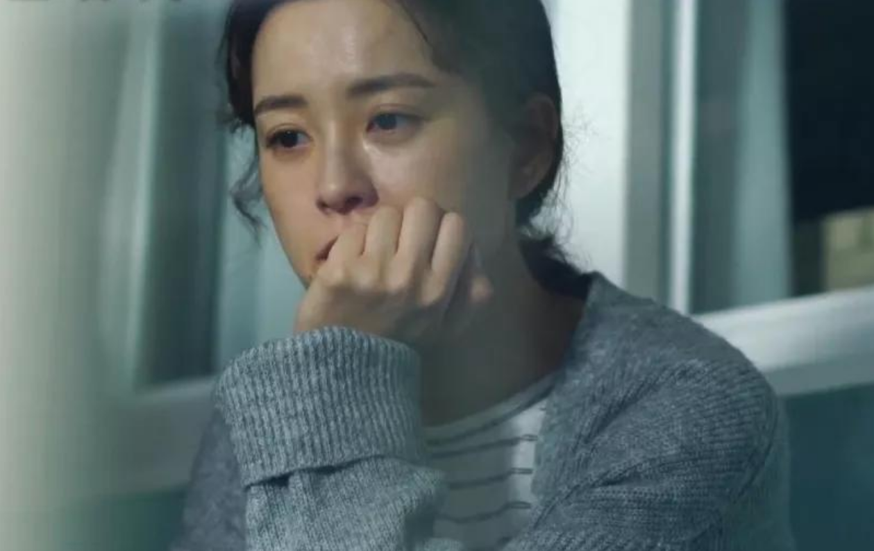 李娇知道了,很不高兴了,她对丈夫抱怨说:"我觉得你姐说的不对,咱妈是