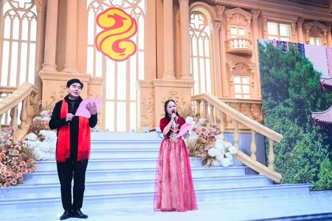 银海龙城行致远 放歌礼赞满城春——银龙集团举行30周