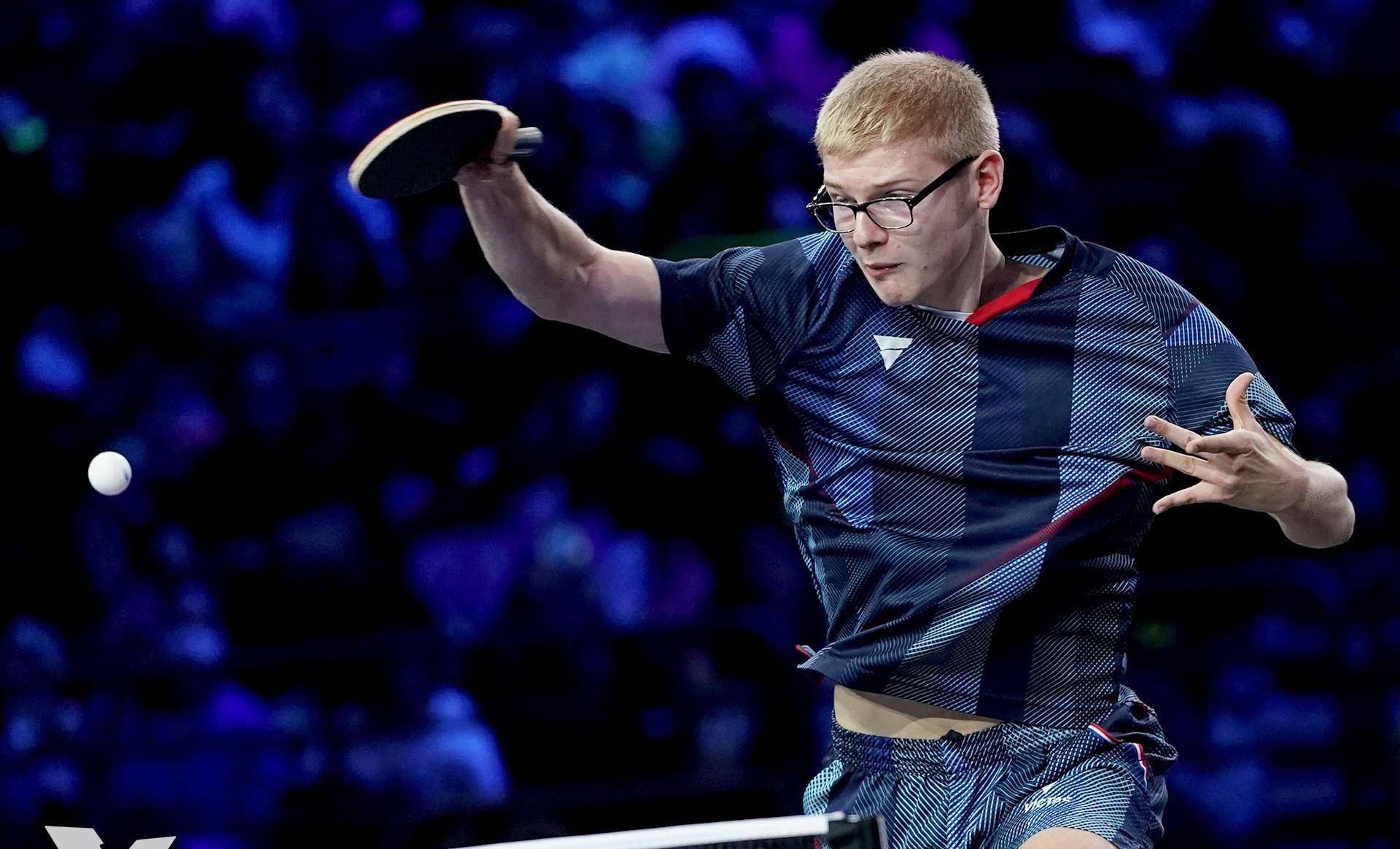 直板新星4比2逆转雨果,夺得男单冠军_勒布伦_郑怡_局点