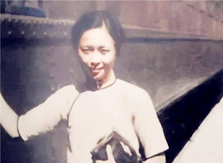 民国名女陆英:十里红妆,15年婚姻,9个孩子,却修不出好结果_张武_二