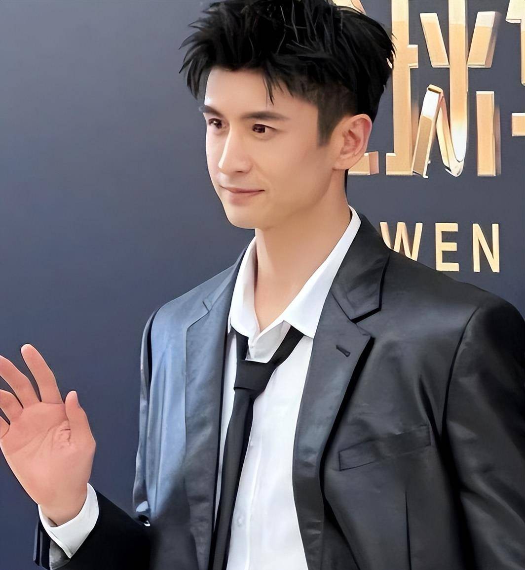 陈小纭.偏爱网红风格的不止张云龙,陈小纭也是.