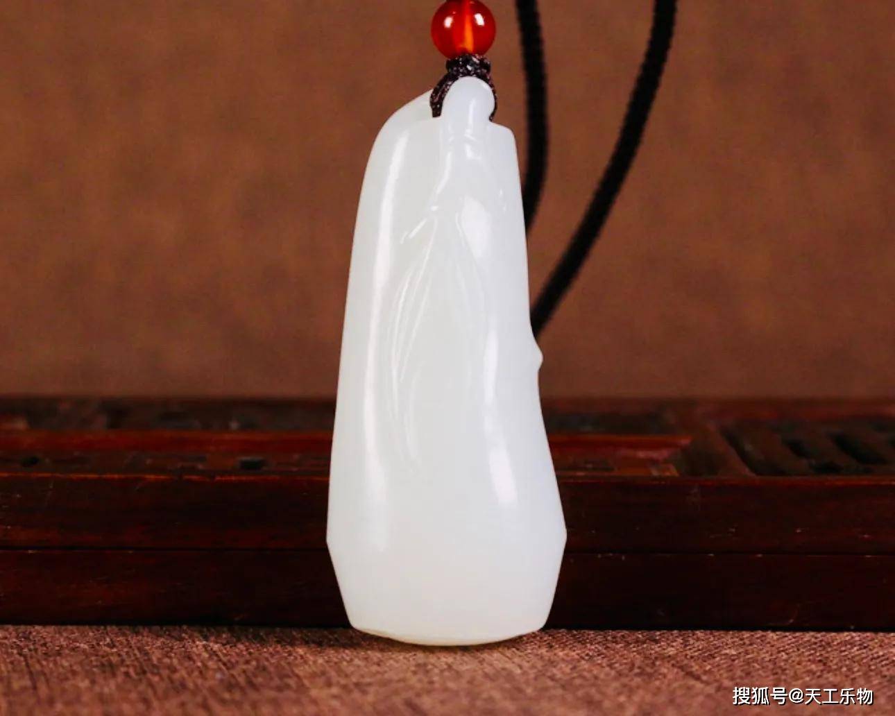 玩不了白度的和田玉!白玉应该怎么买?_罗甸_玉种_料子