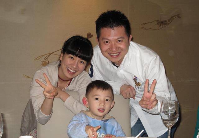 红果果陈苏:嫁给同事绿泡泡,就职央视20年生两胎幸福美满_智慧_频道