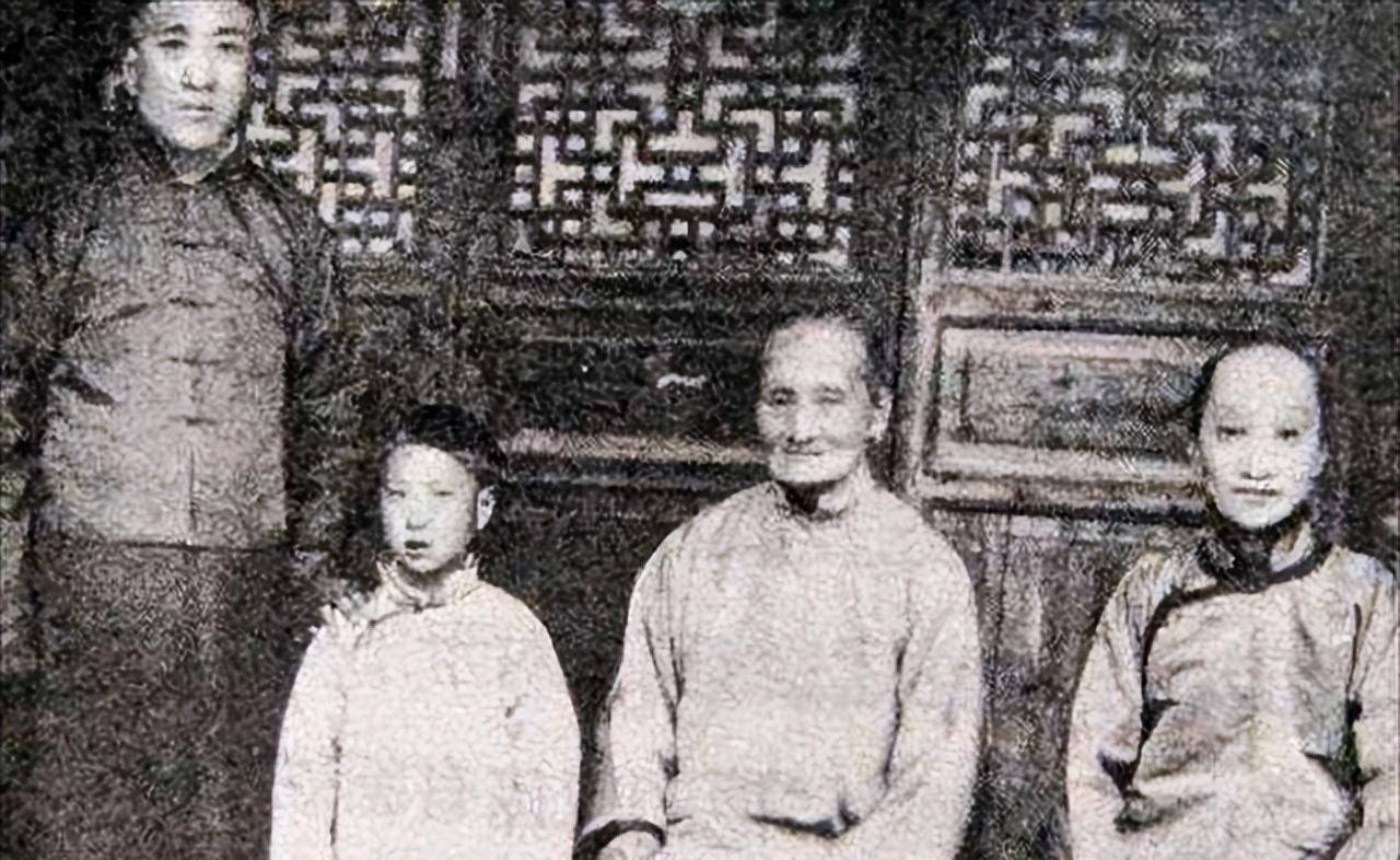 鲁迅原配朱安:独守空房41年无爱无性,临死唯一要求也被拒绝_鲁老_朱家