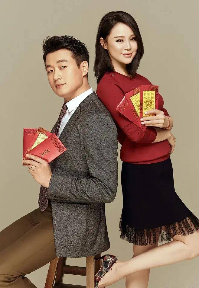 让老师8年生3孩子,如今一家五口其乐融融_佟大为_关悦_事业