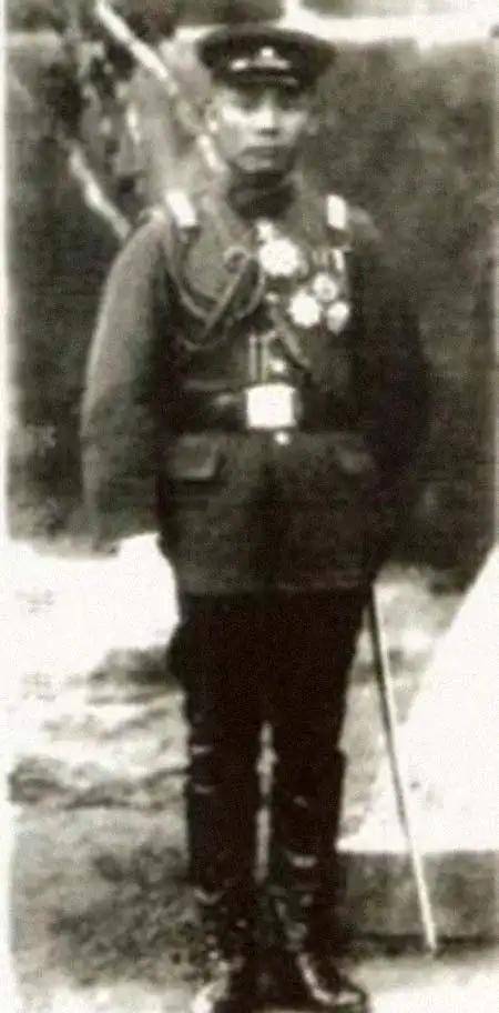 云南王-龙云,从武林高手到主政云南十八年,命运多舛侠肝义胆_唐继尧