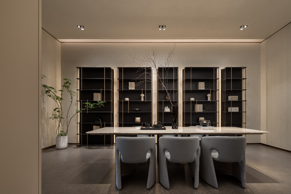 定力|班鲁格走进m77,以极致的"专"赋能,打造高定品牌辨识度